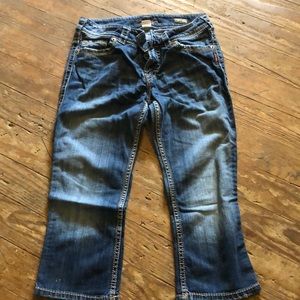 Size 9 silver capris